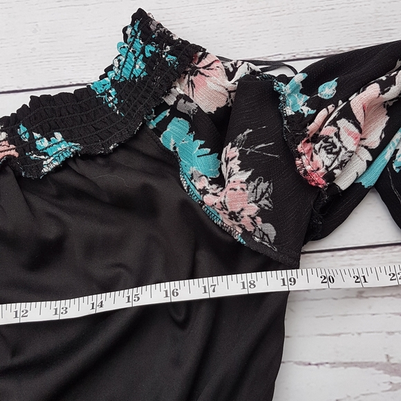 Ricki's floral Romper - Picture 4 of 11